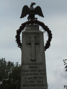 monumentul eroilor pentru banner.JPG